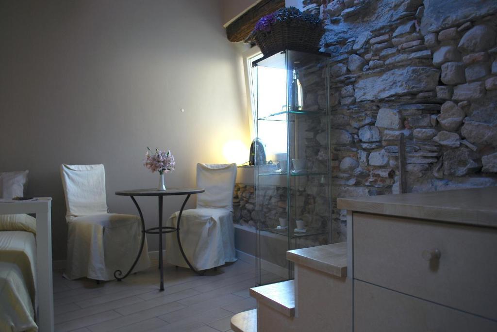 كومو B&B Storico الغرفة الصورة